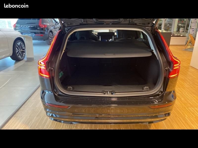 Volvo V60 B4 197ch Ultra Style Dark DCT 7 (image 7)
