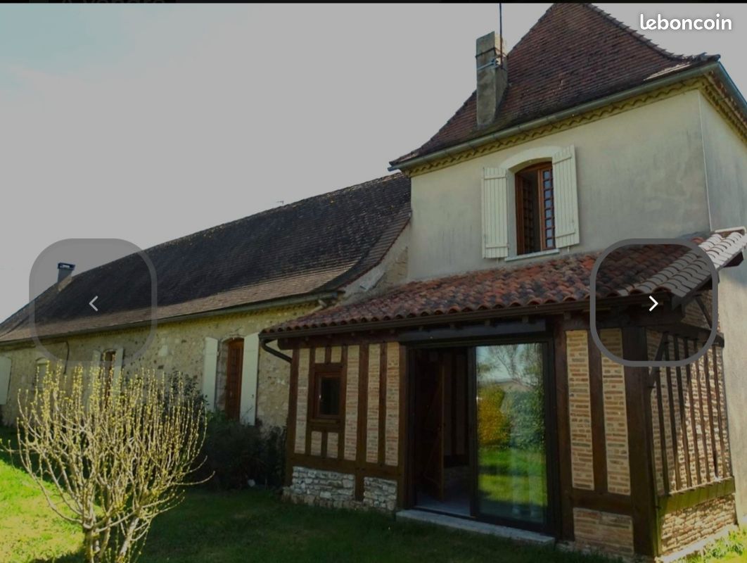 Maison 10 pièces 192 m² · à Saint-Médard-de-Mussidan · 192 m² · 275 000 €