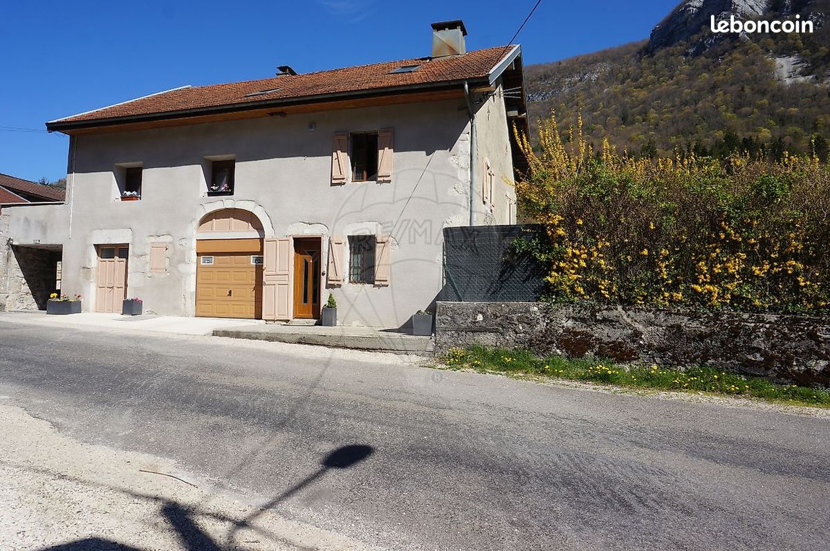 Maison 5 pièces 130 m² · à Valserhône · 130 m² · 330 000 €
