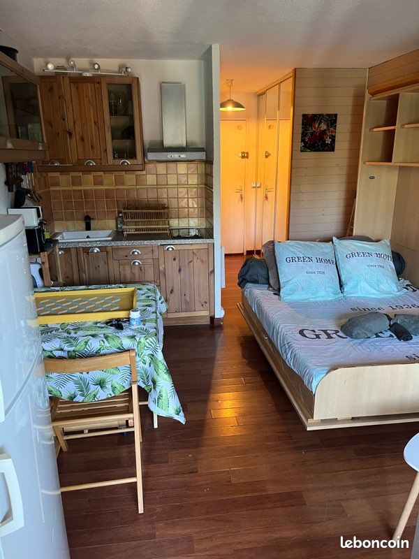 Appartement 1 pièce 25 m² · à Saint-Tropez · 25 m² · 760 €/mois