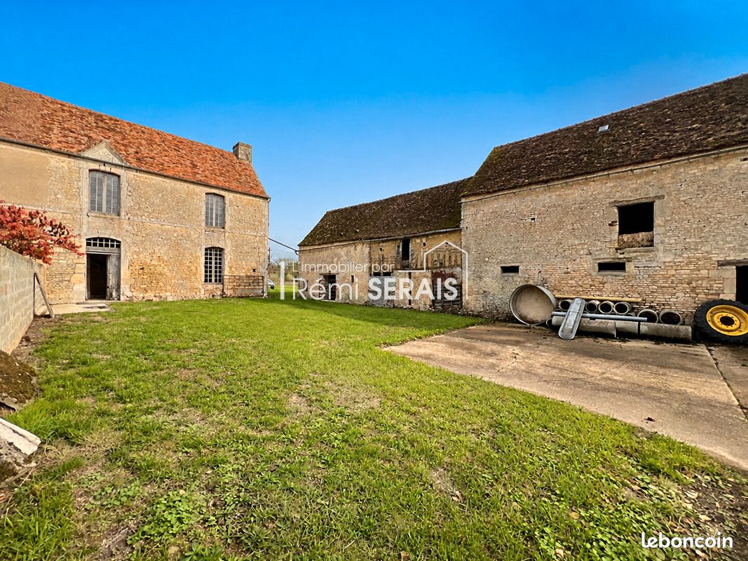 Maison 85 m² · à Falaise · 85 m² · 92 200 €