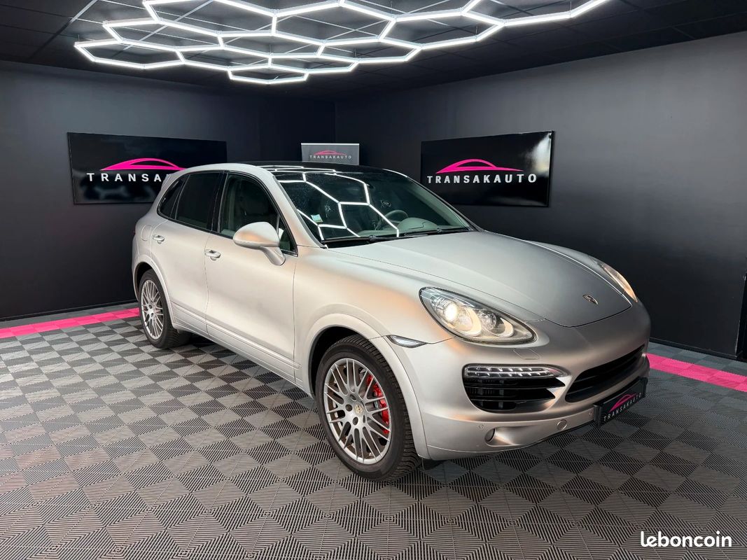 PORSCHE CAYENNE 3.0D V6 Tiptronic S (image 1)