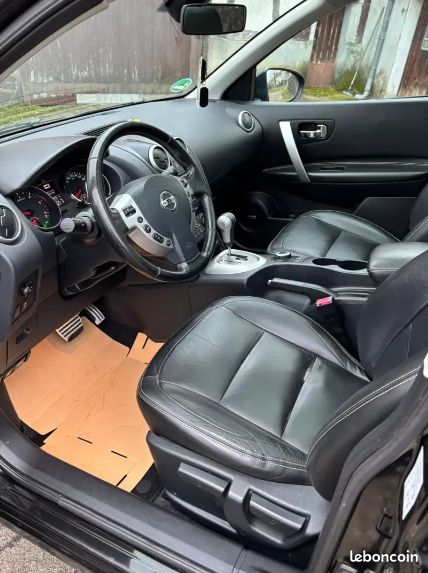 Nissan Qashqai 2.0 dCi 150ch FAP Tekna All-Mode BVA Euro5 2013 (image 1)
