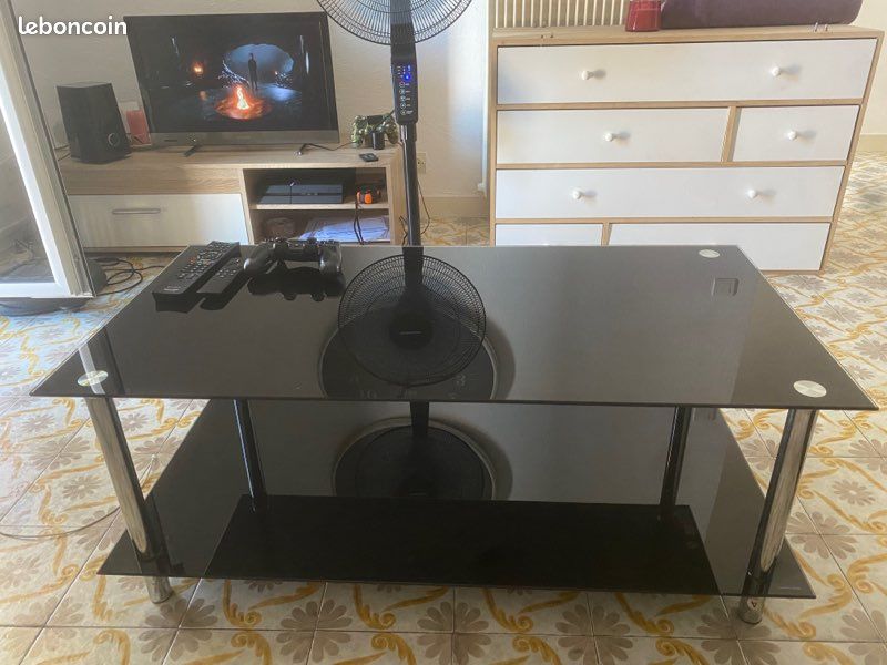 Table basse en verre noir à vendre (image 1)