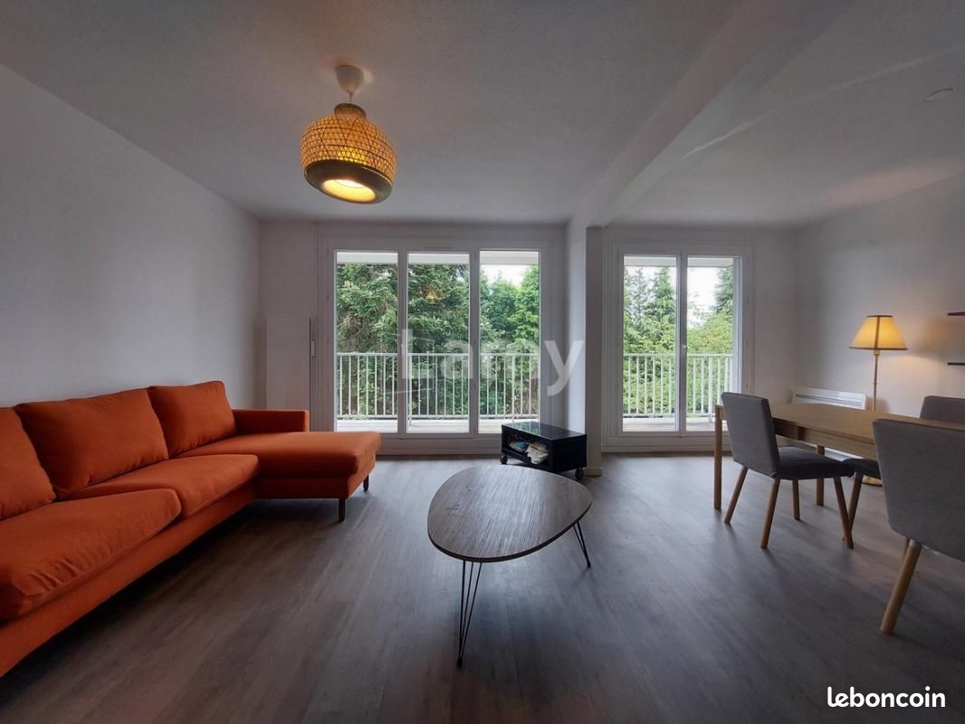 Appartement 5 pièces 93 m² · à Limoges · 93 m² · 800 €
