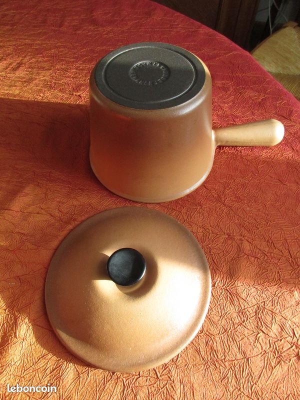 Le Creuset Caquelon Poelon Gris orange a fondue savoyarde
