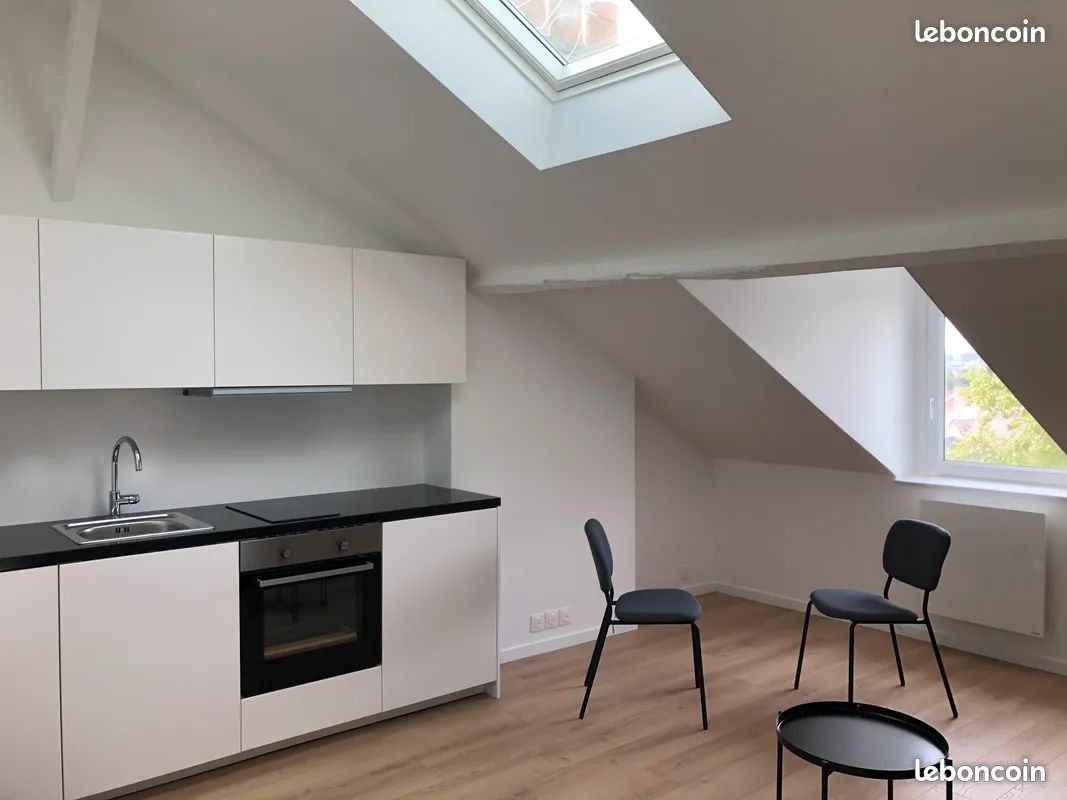 Appartement 2 pièces 24 m² · à Créteil · 24 m² · 900 €