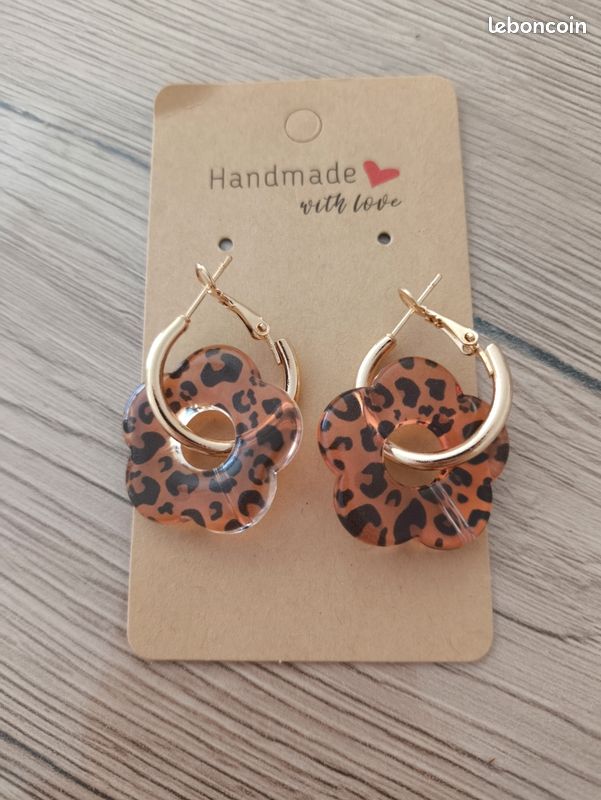 Boucles d'oreilles leopard marron tâche noir (image 1)