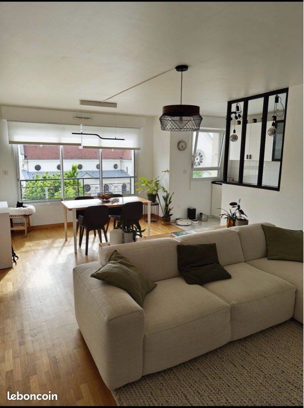 Appartement 3 pièces 82 m² · à La Garenne-Colombes · 82 m² · 1 100 €/mois