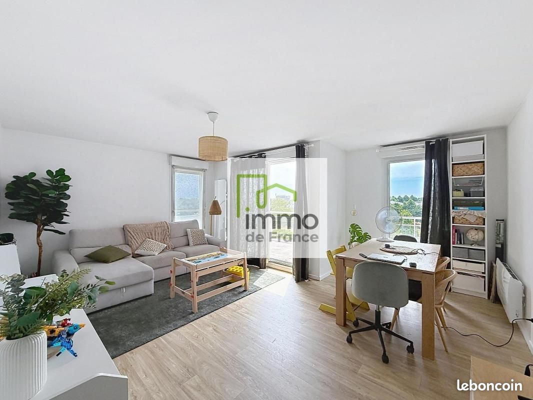 Appartement 3 pièces 71 m² · à Villeneuve-d'Ascq · 71 m² · 987 €