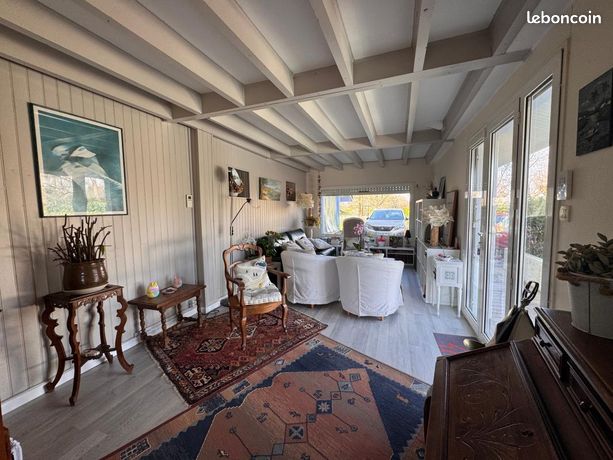 Maison 6 pièces 232 m²