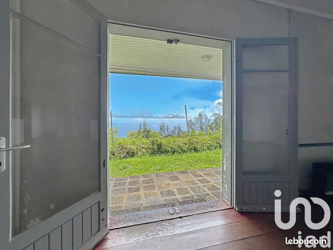 Maison 5 pièces 160 m² · à Saint-Denis · 160 m² · 890 000 €