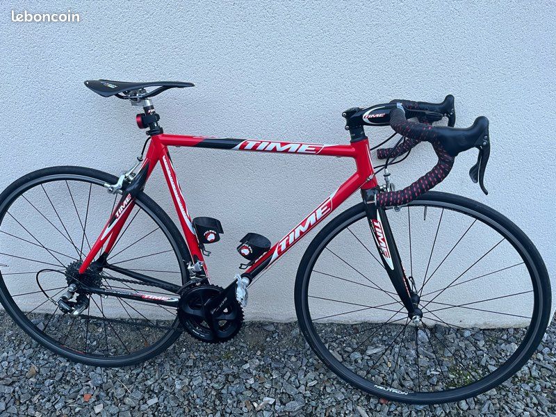 Time Velos De Course La Montre Cadre Velo Chrono Velo Course