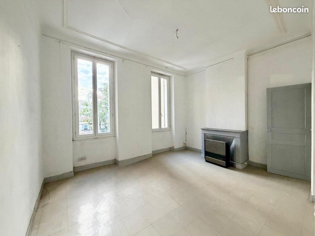 Appartement 3 pièces 51 m² · à Marseille · 51 m² · 160 000 €