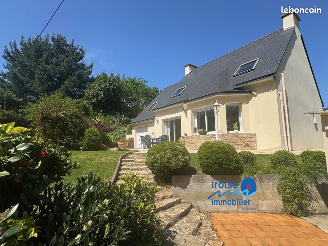 Maison 7 pièces 138 m² · à Plougonvelin · 138 m² · 520 000 €