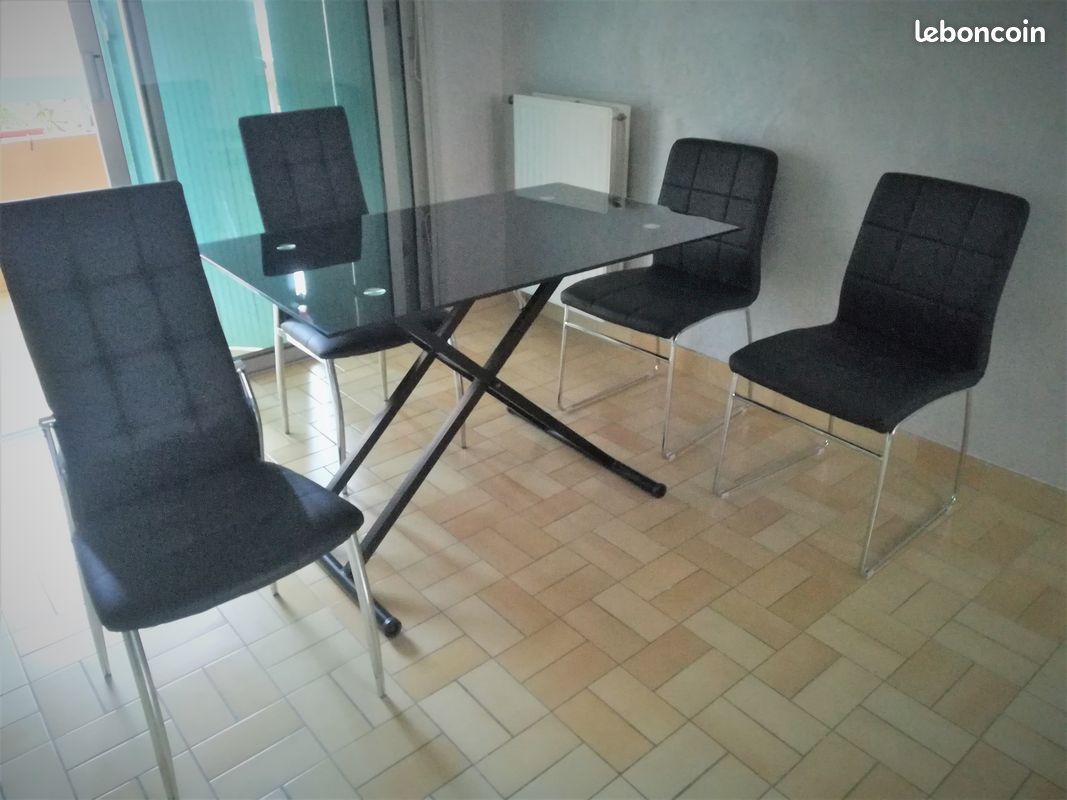 Table plateau en verre (image 1)