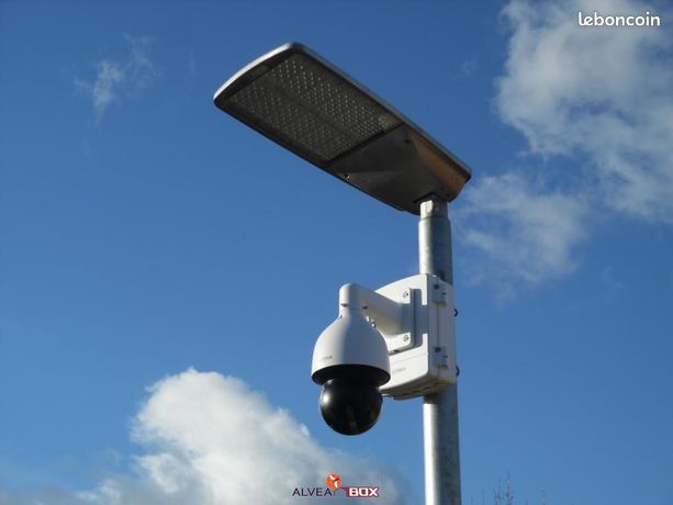 https://img.leboncoin.fr/api/v1/lbcpb1/images/e3/87/e1/e387e1da934818bee7a0134d3511e9a8eb04efeb.jpg?rule=ad-image