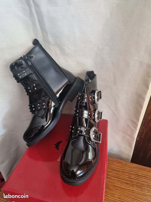 Bottines noires vernies tendance buckles neuves (image 1)