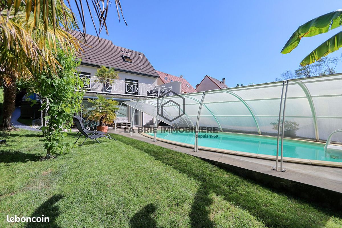 Maison 6 pièces 138 m² · à Périgny · 138 m² · 549 000 €
