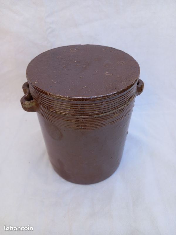 Pot en grès vernis (image 1)