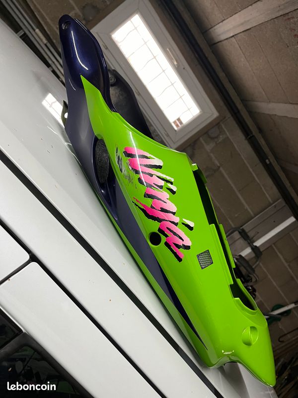 Coque arriere ZX6R zx9r +passage de roues (image 2)