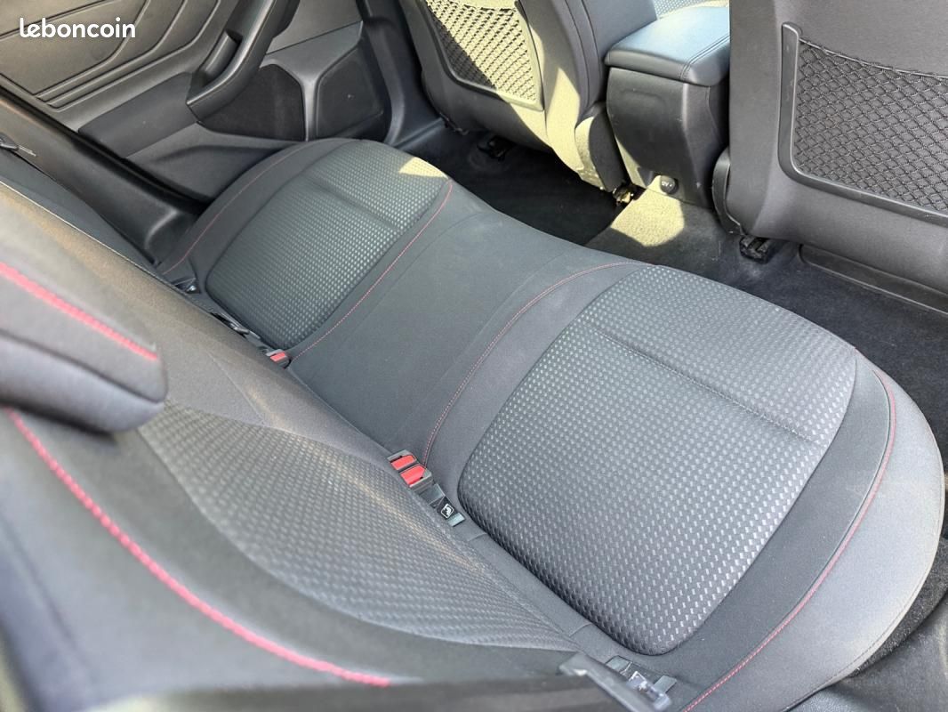 Ford Focus IV 1.0 ECOBOOST 125 S&S ST-LINE (image 21)