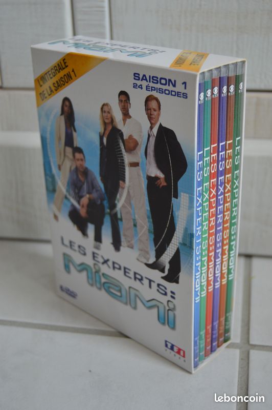 Coffret Dvd Intégrale saison 1 les experts miami (image 2)