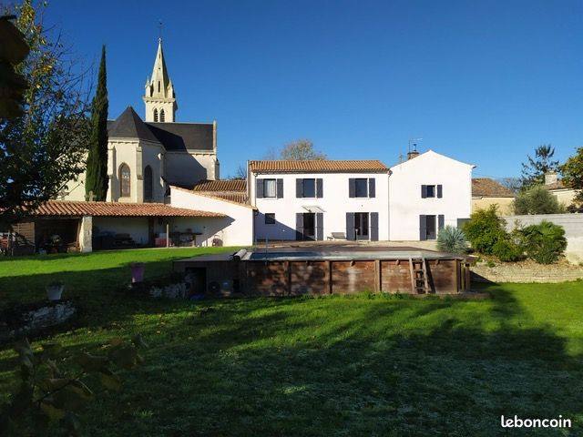 Maison 7 pièces 143 m² · à Beauvoir-sur-Niort · 143 m² · 246 000 €