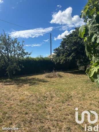 Terrain 745 m² Meynes