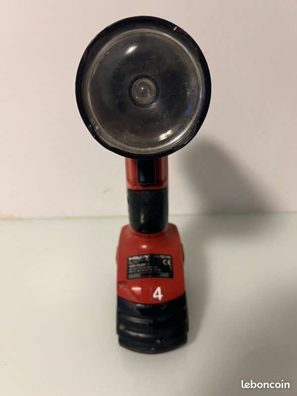 Test, avis et prix : Lampe de chantier HILTI SL 2-A12 NURON | Zone