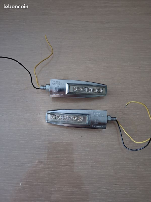 Clignotants moto (image 1)