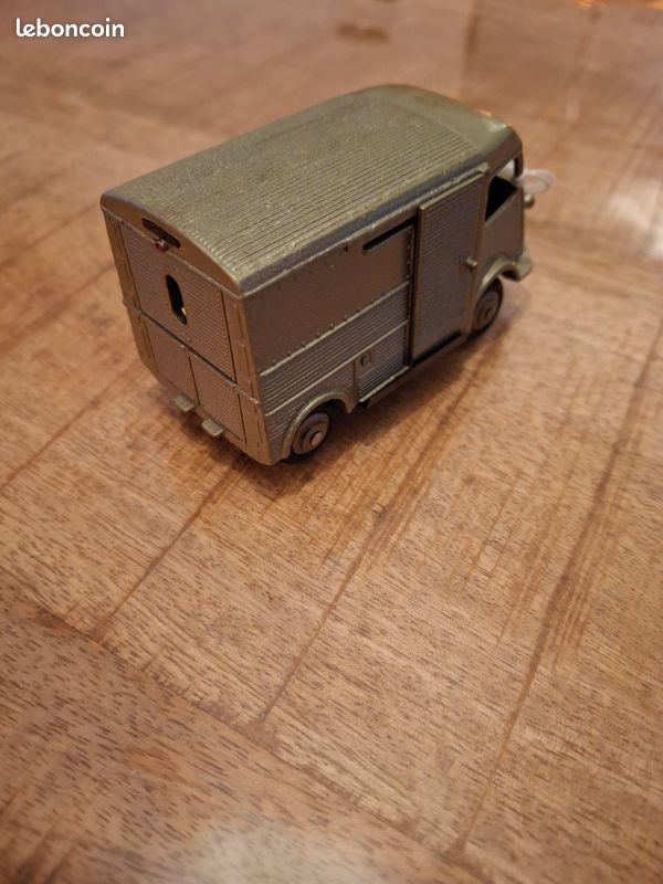 Dinky Toys Citroën 1200 Kg Tube – 1/43 – N°25C – Gris – Occasion Peu Sortie – France