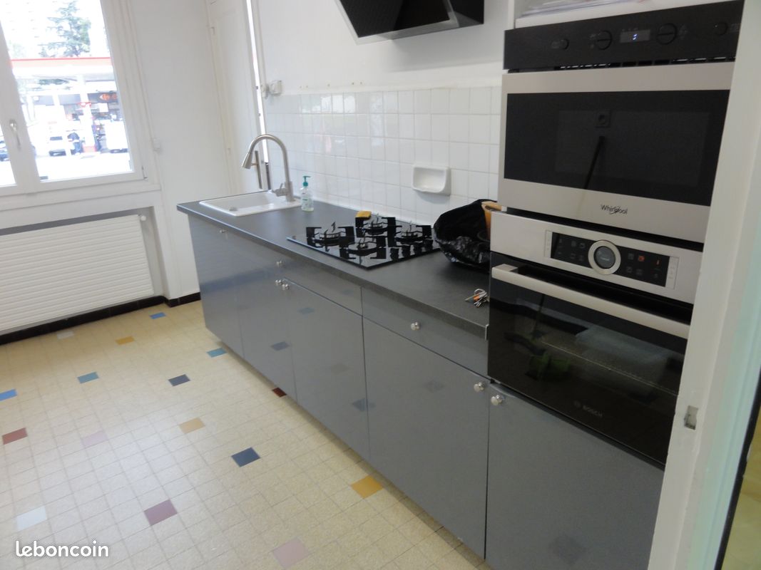 Appartement 3 pièces 65 m² · à Saint-Étienne · 65 m² · 660 €