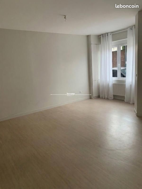 Maison 3 pièces 142 m² · à Pérenchies · 142 m² · 945 €/mois