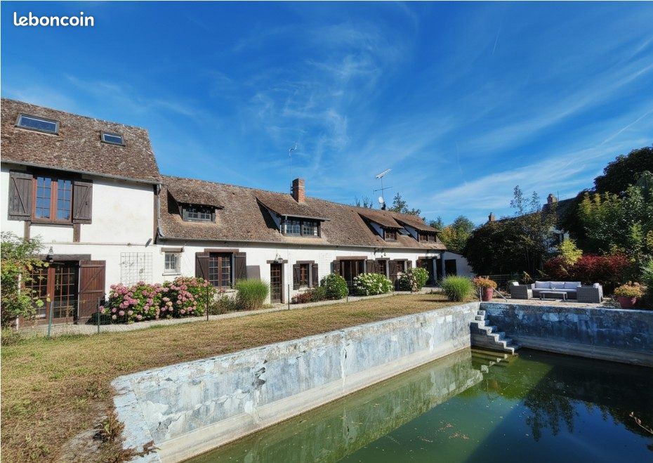 Maison 9 pièces 225 m² · à Dangu · 225 m² · 329 000 €