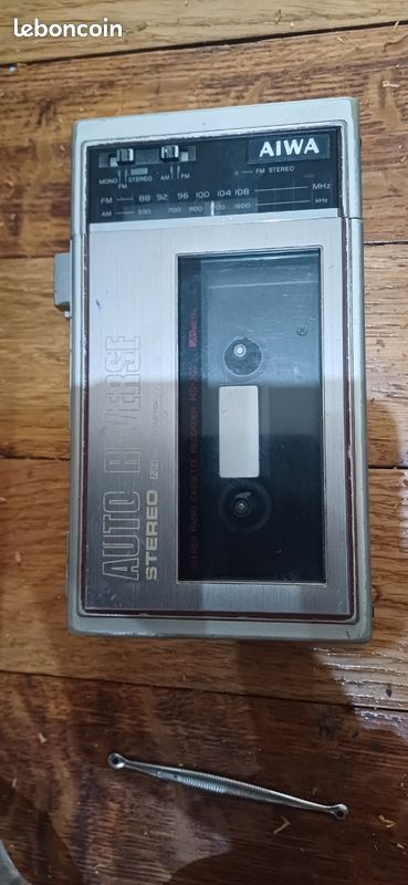 Lecteur Radio Cassette Aiwa HS-RX108 – Pour Pièces – Non Testé