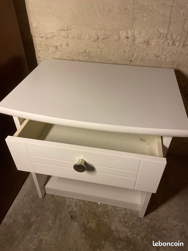 Table de chevet (image 2)