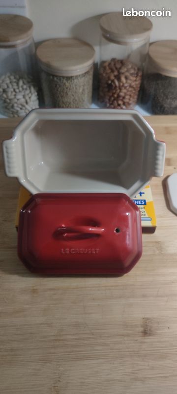 Le Creuset Terrine à Foie Gras Céramique Couleur Cerise 19cm - Occasion