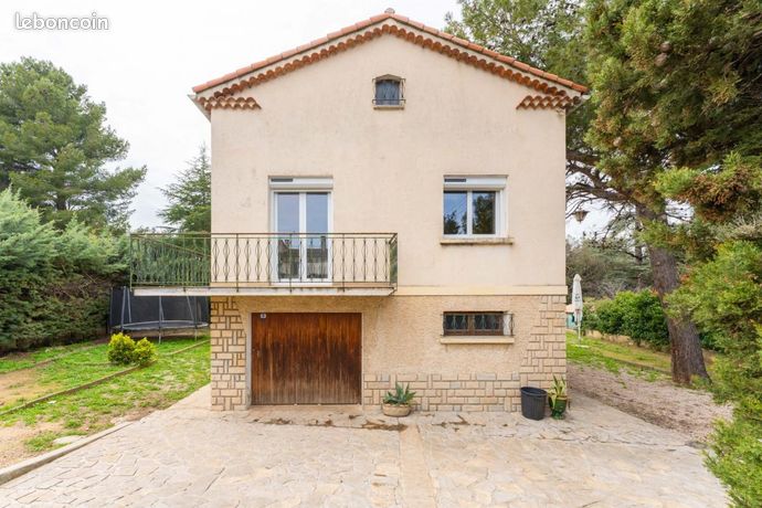 Maison 5 pièces 210 m²