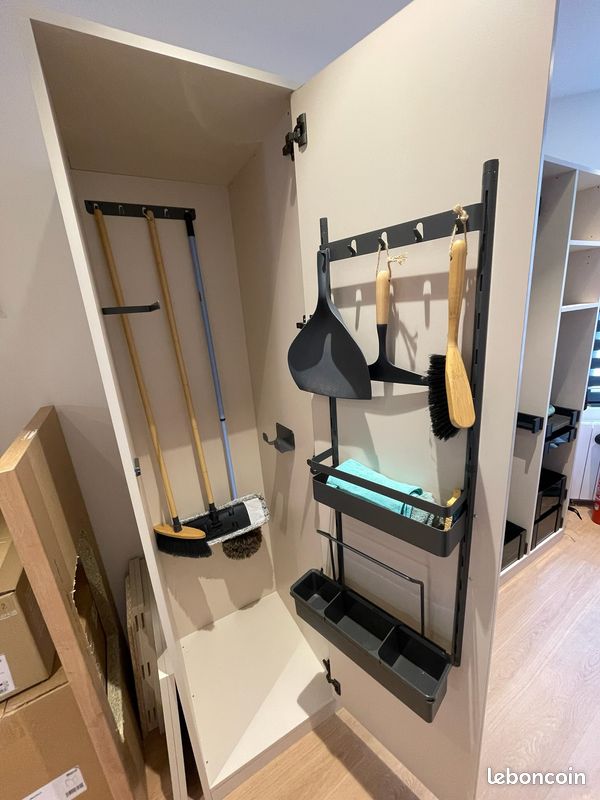 Meuble buanderie / dressing neuf (image 2)