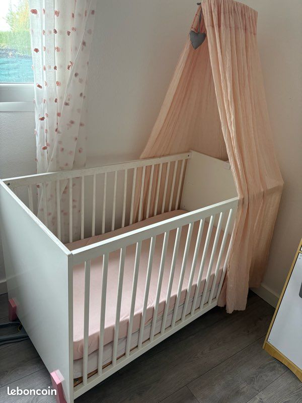 Lit bébé (image 1)
