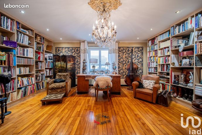 Propriété 10 pièces 324 m²