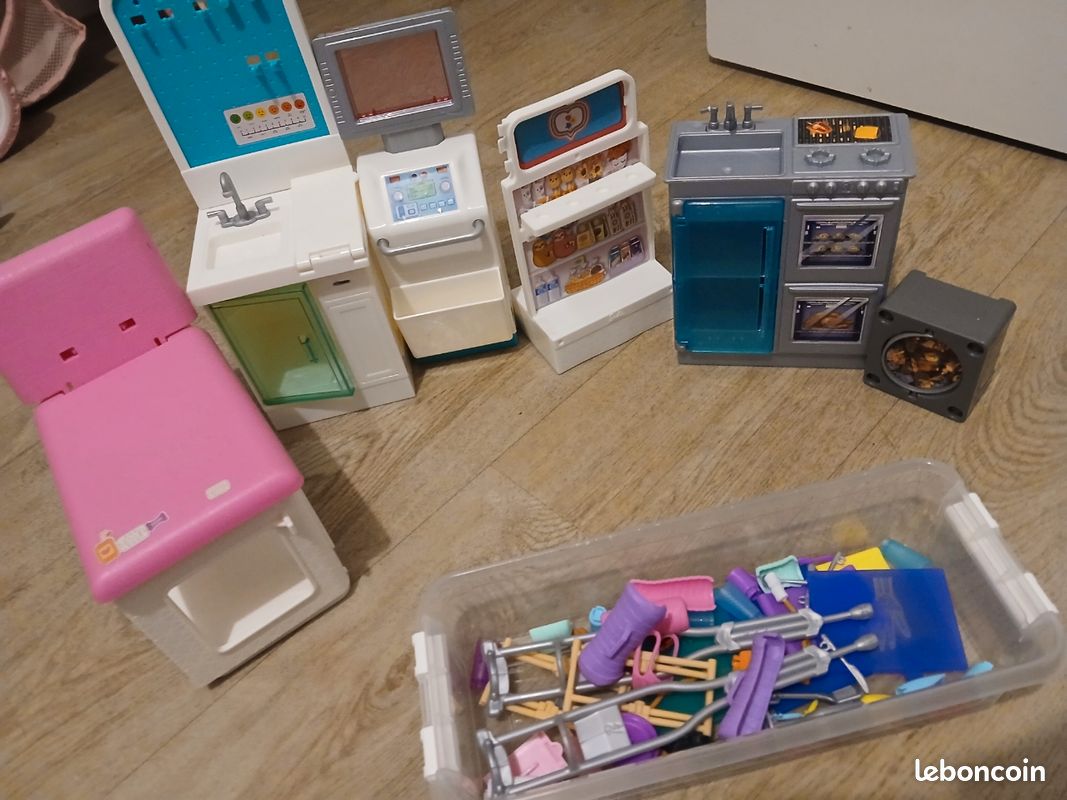 Clinique barbie (image 1)