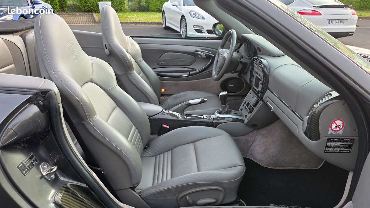PORSCHE 911 996 - CARRERA 4 - CABRIOLET - 3.6 - 320 ch - BM6 - NOMBREUSES OPTIONS (image 7)