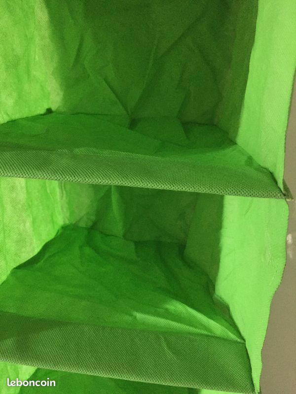 Rangement suspendu vert (image 2)