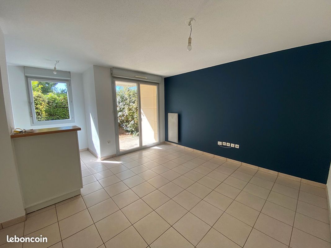 Studio 1 pièce 26 m² - Poitiers 86000 (image principale 0)
