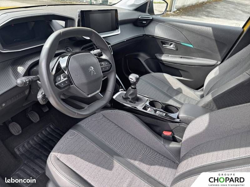 Peugeot 208 PureTech 100 S&S BVM6 Allure Pack (image 2)