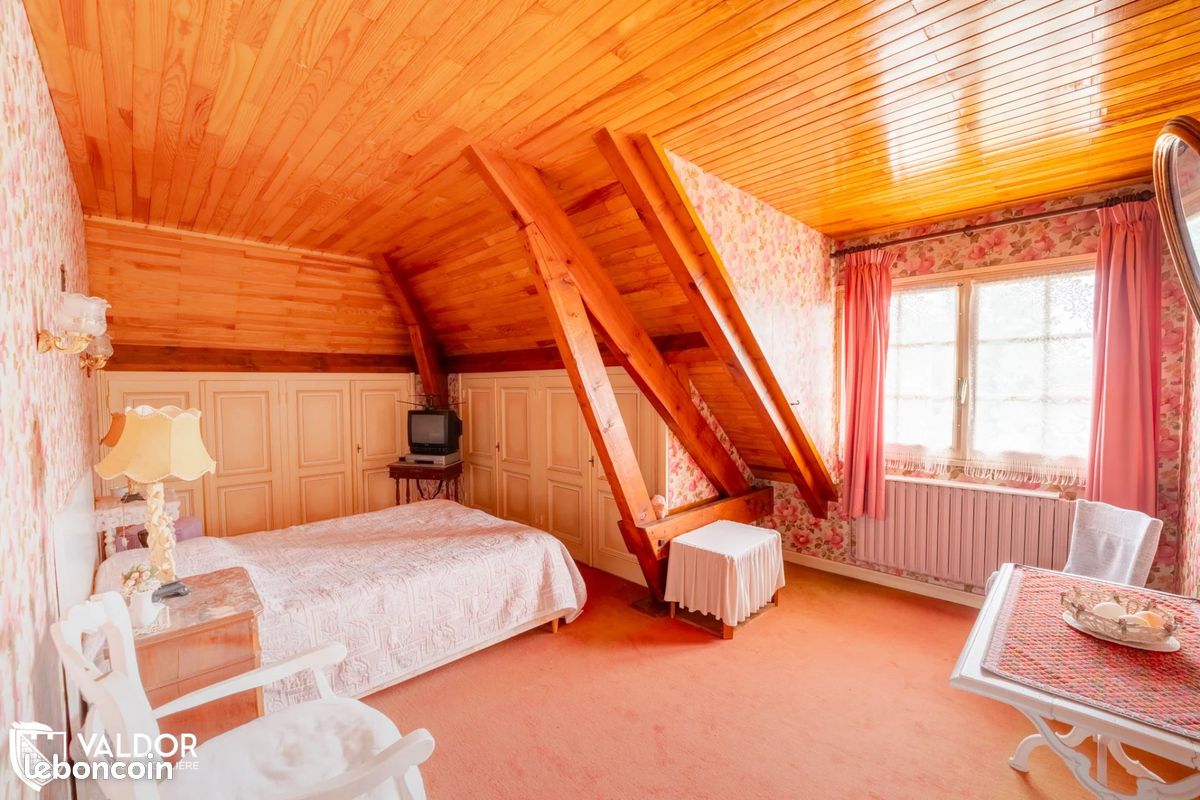 Propriété 8 pièces 200 m² (image 7)