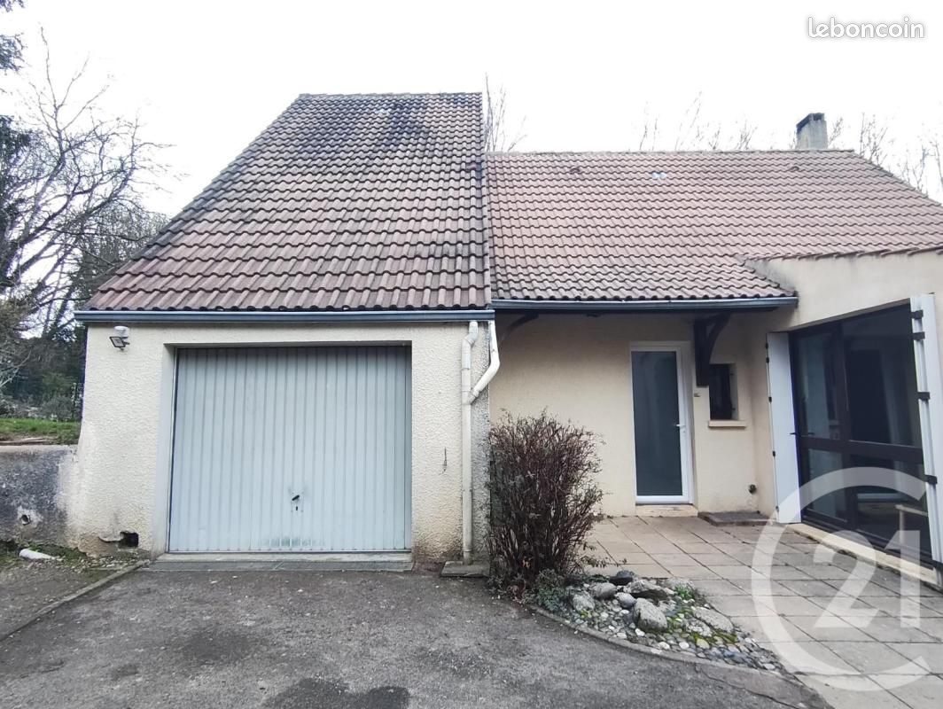 Maison 5 pièces 112 m² · à Saclas · 112 m² · 239 000 €