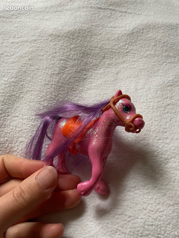 Cheval polly pocket (image 1)